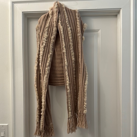Cozy Tan Knit Fur Vest with Fringe - Picture 1 of 5